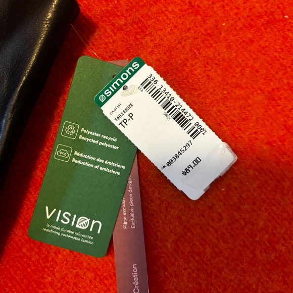 Eco friendly black oversized faux leather vest NWT - Picture 6 of 9